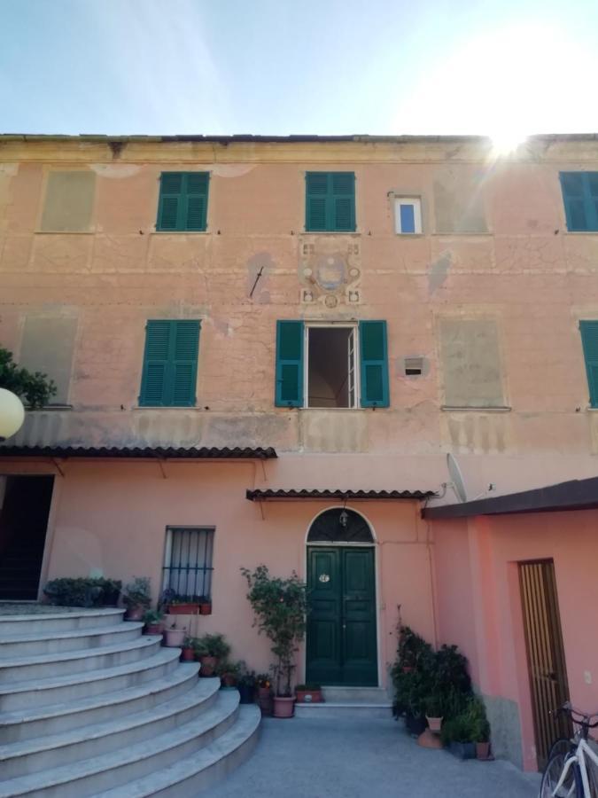 La Dimora Del Sole Apartment Finale Ligure Bagian luar foto